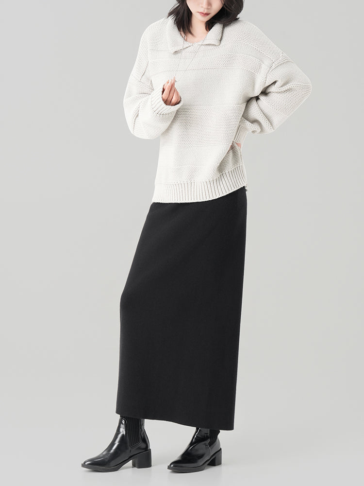 太め糸のリブ編みクルーネックセーター