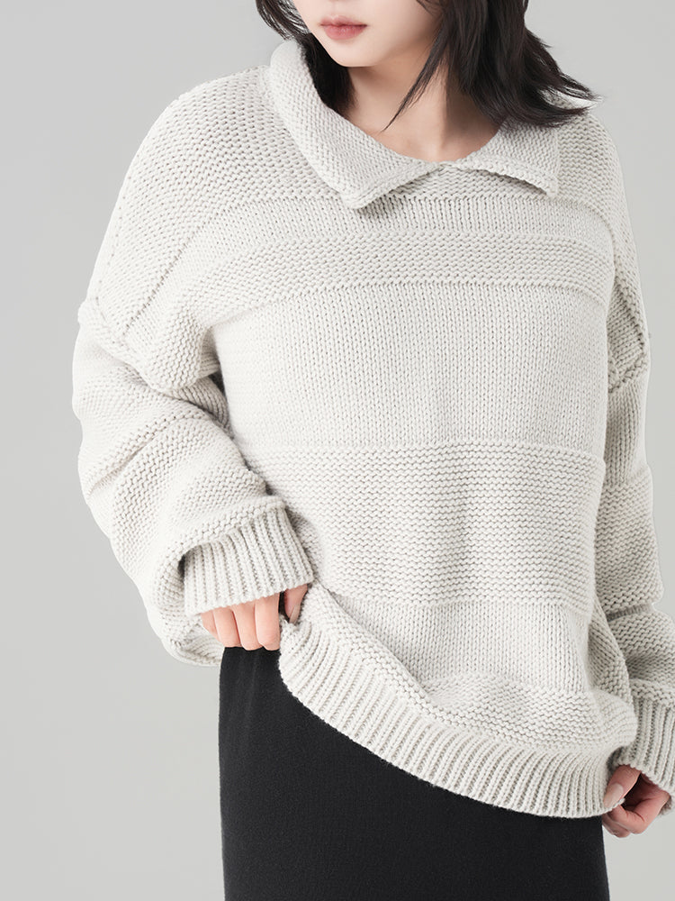 太め糸のリブ編みクルーネックセーター