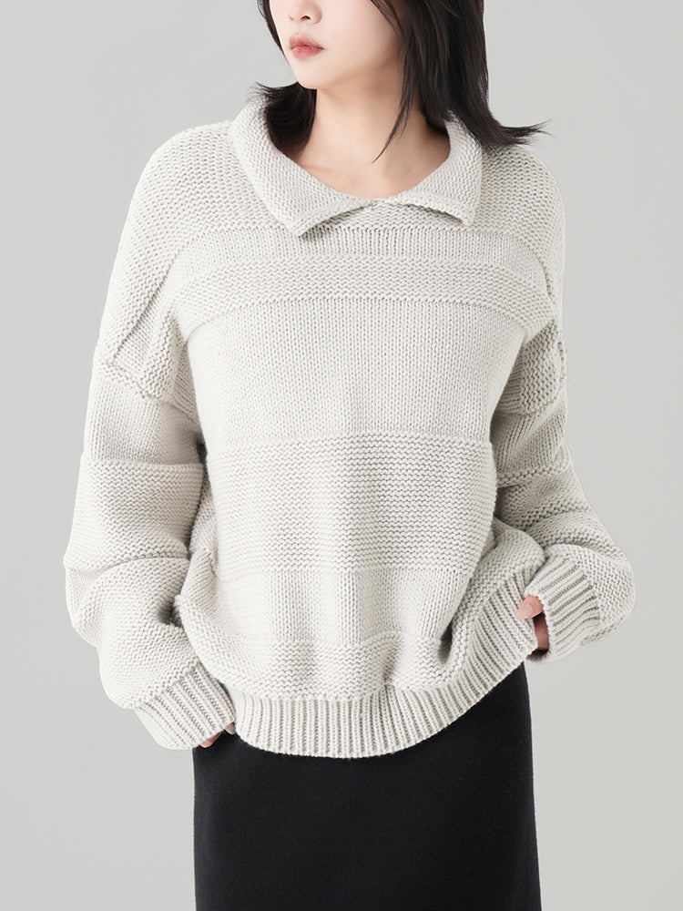 太め糸のリブ編みクルーネックセーター