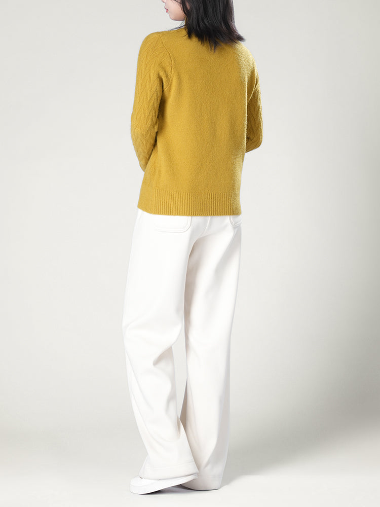 秋冬向け半ハイネックニット