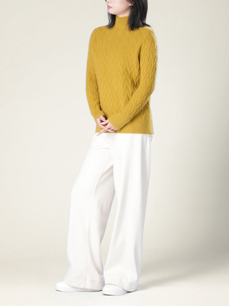 秋冬向け半ハイネックニット