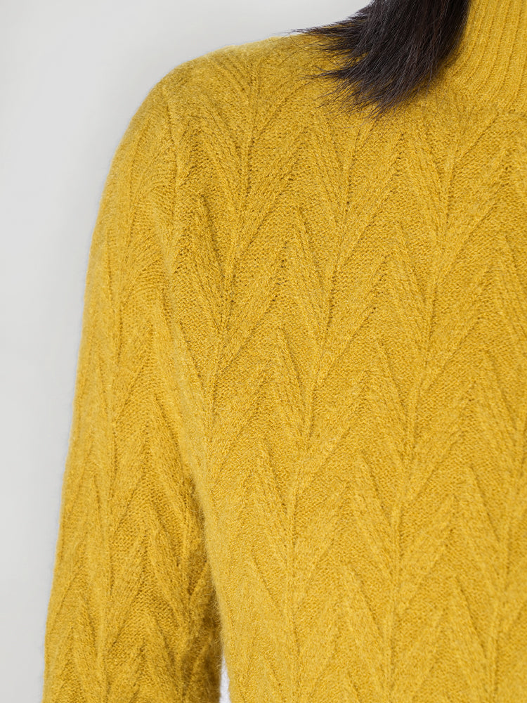 秋冬向け半ハイネックニット