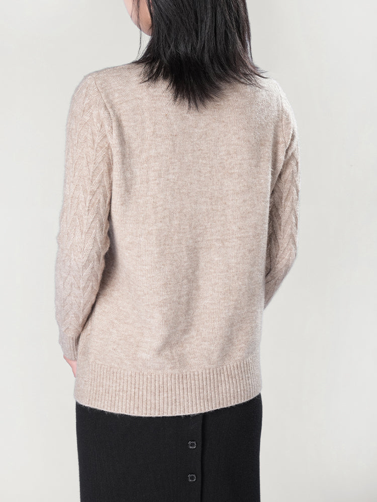 秋冬向け半ハイネックニット