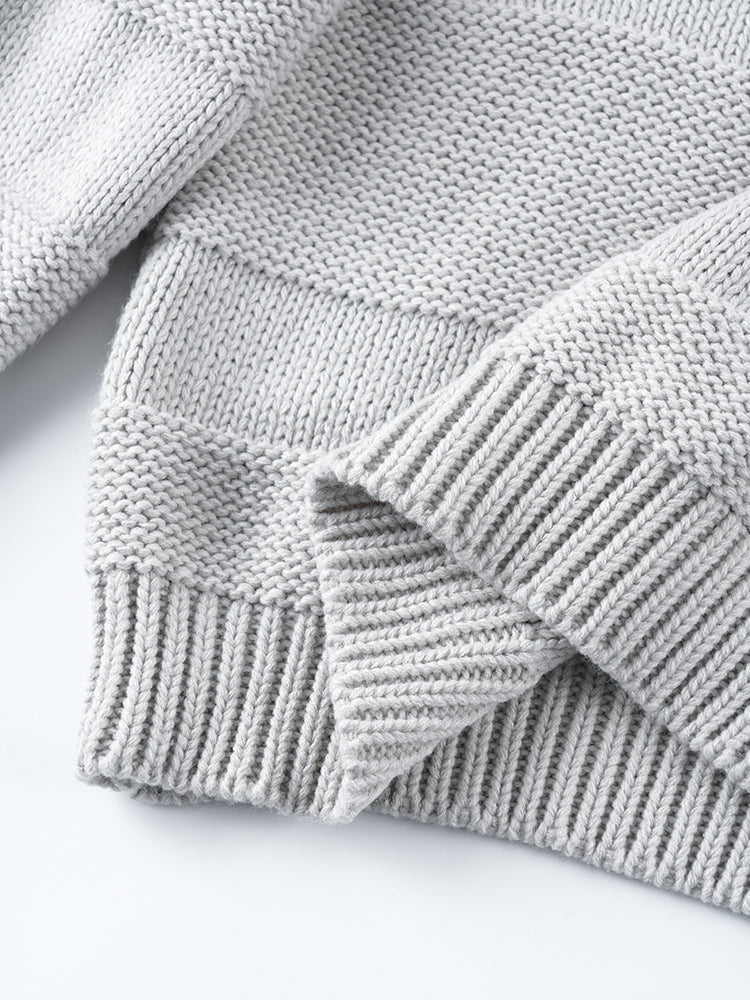 太め糸のリブ編みクルーネックセーター