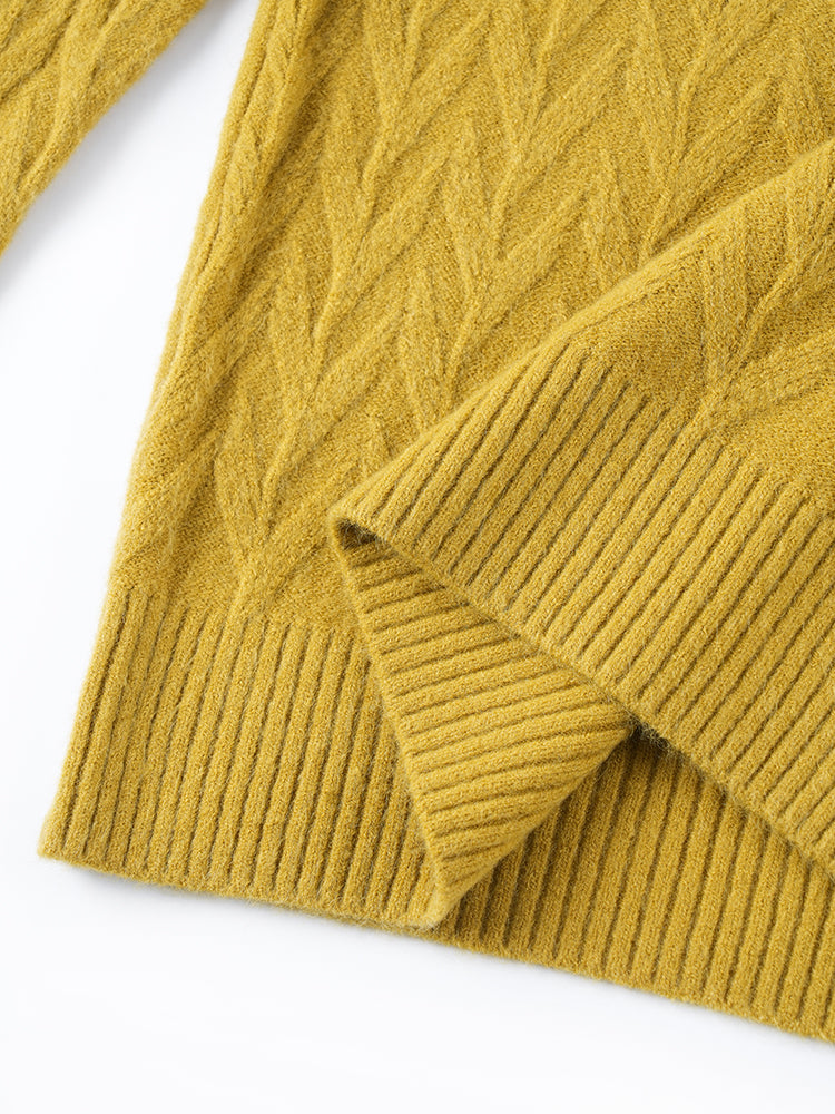 秋冬向け半ハイネックニット