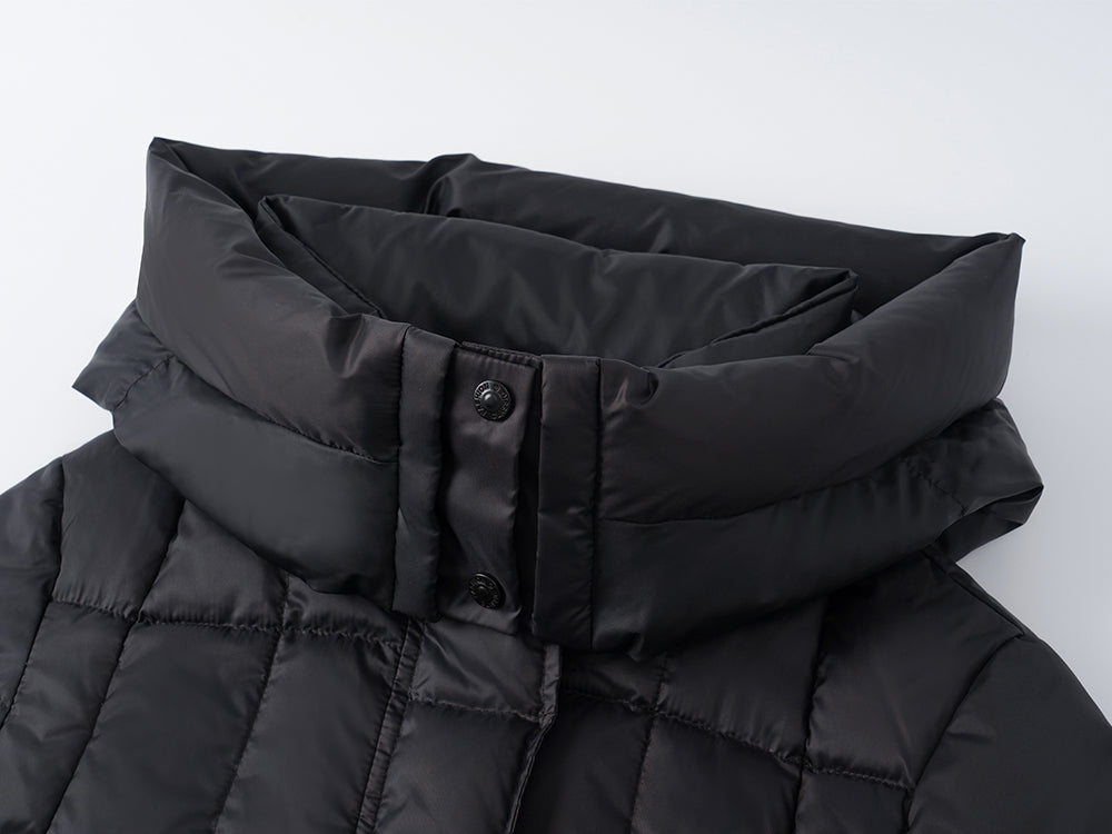 フード付きクビレメイクダウンジャケット