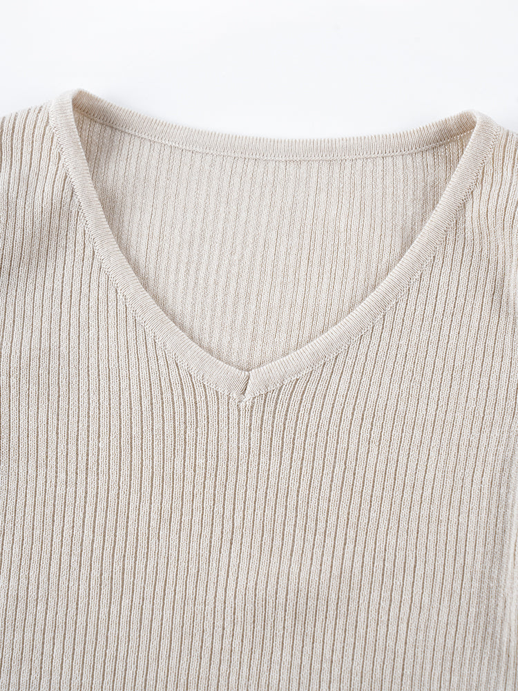 秋向けニットセットアップ