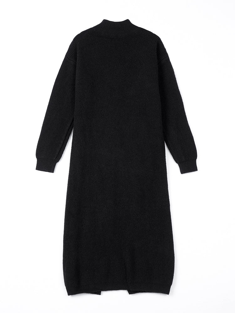 秋冬定番ニットワンピース