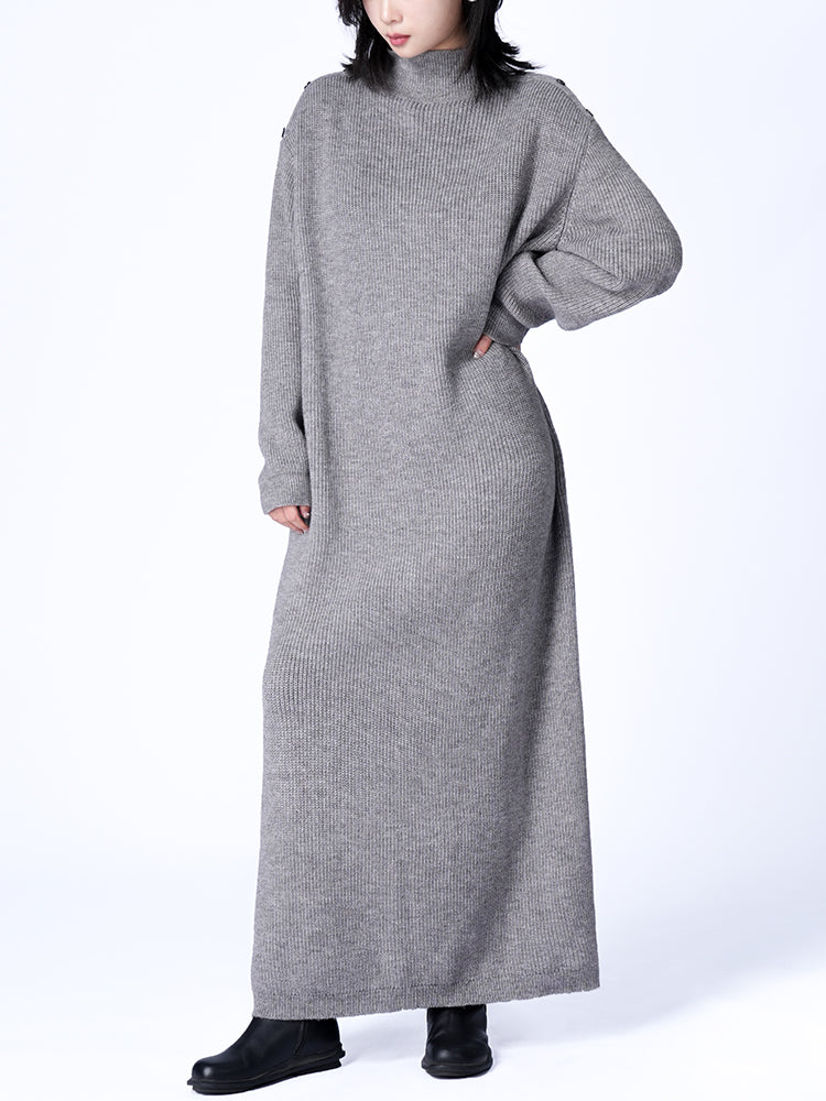 秋冬定番ニットワンピース