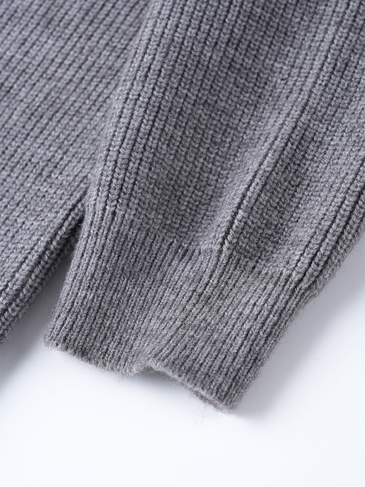 秋冬定番ニットワンピース