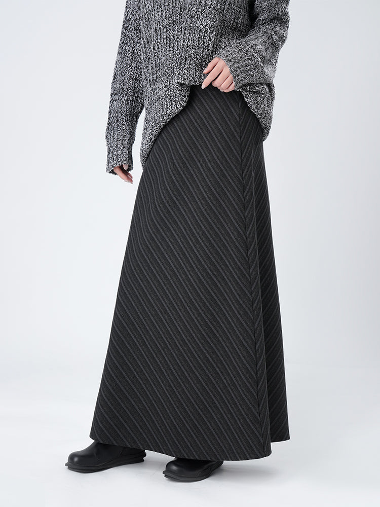ウールフレアロングスカート