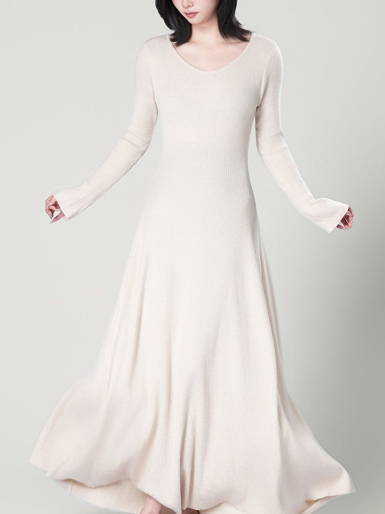 秋向けニットセットアップ